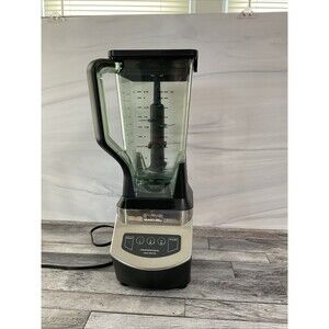 Ninja NJ600 3 Speed 1000 Watt Blender With Pulse Feature. Tested